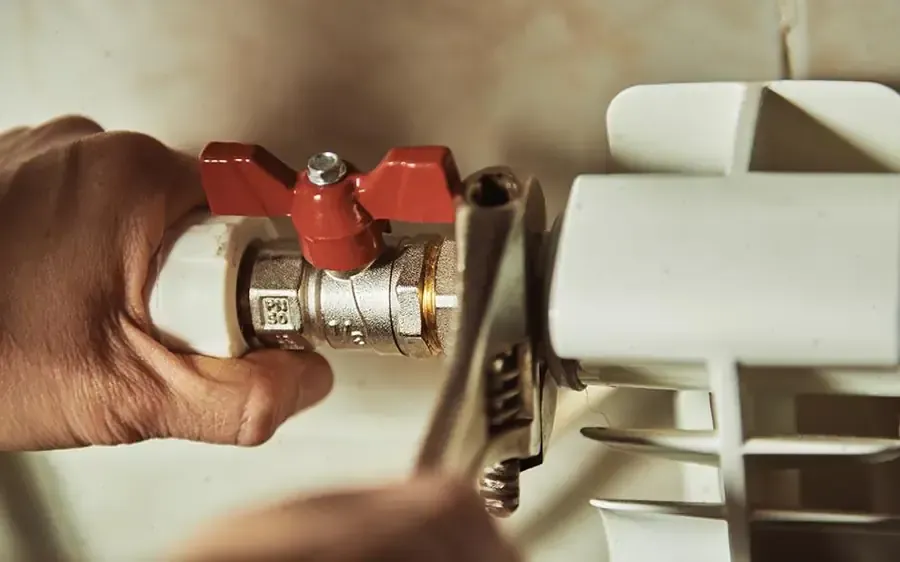 Remplacement d'une chaudière gaz par un modèle à condensation dans une maison de Poissy (78300)